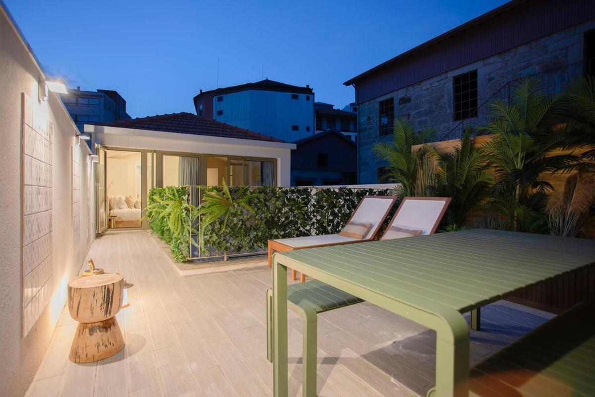 Апартаменты Liiiving In Porto - Soho Urban Retreat Экстерьер фото