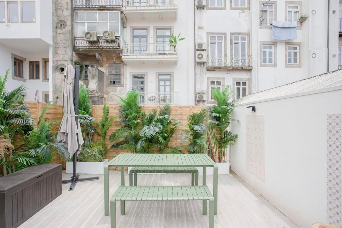 Апартаменты Liiiving In Porto - Soho Urban Retreat Экстерьер фото