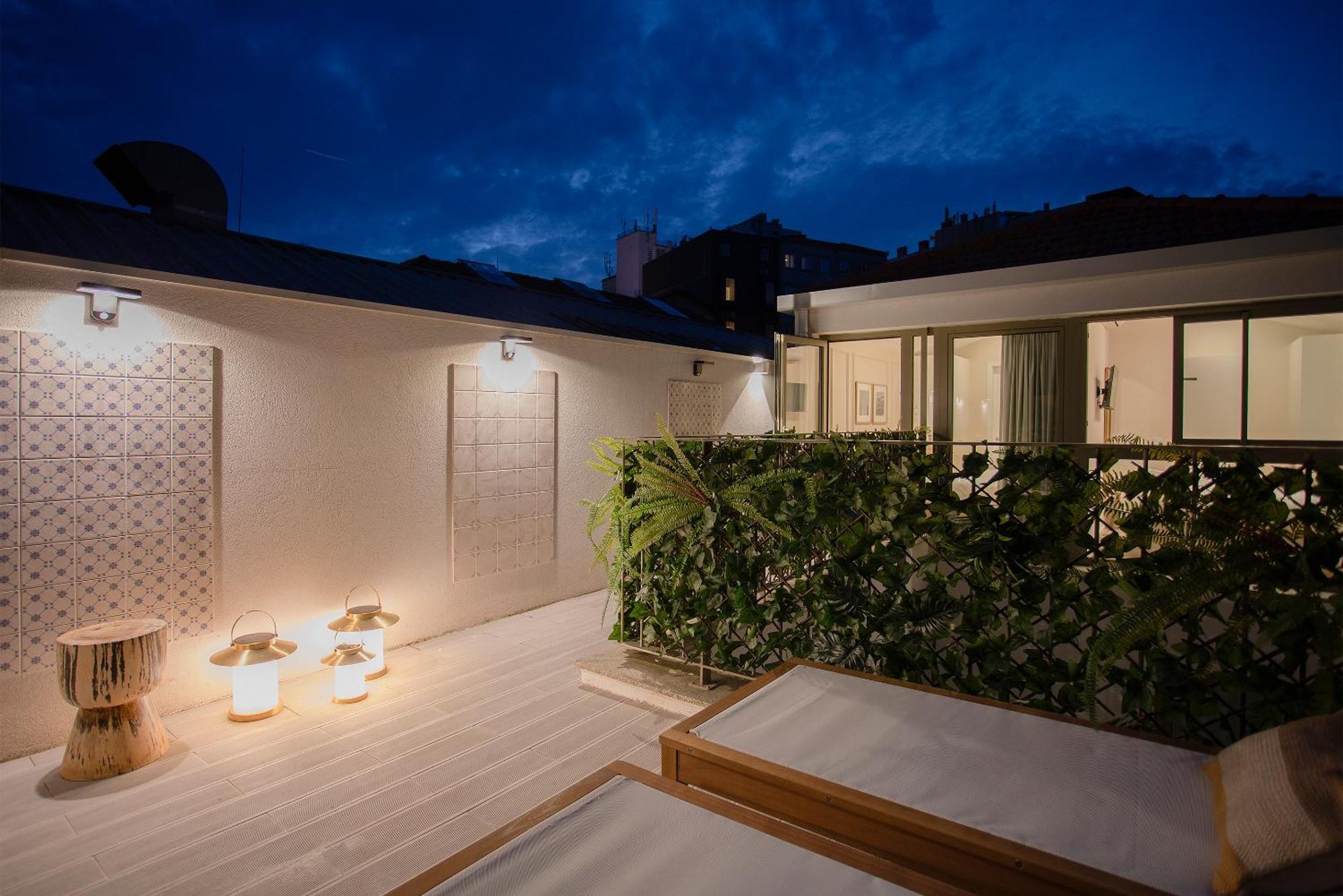 Апартаменты Liiiving In Porto - Soho Urban Retreat Экстерьер фото