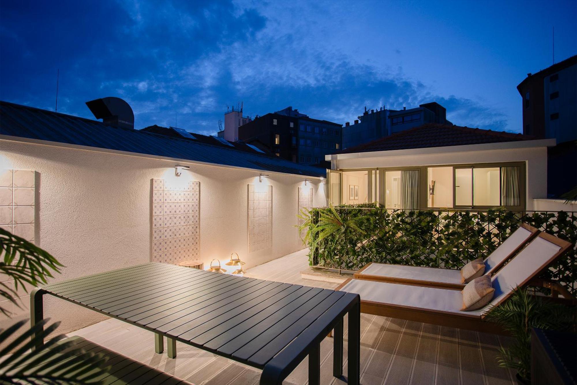 Апартаменты Liiiving In Porto - Soho Urban Retreat Экстерьер фото