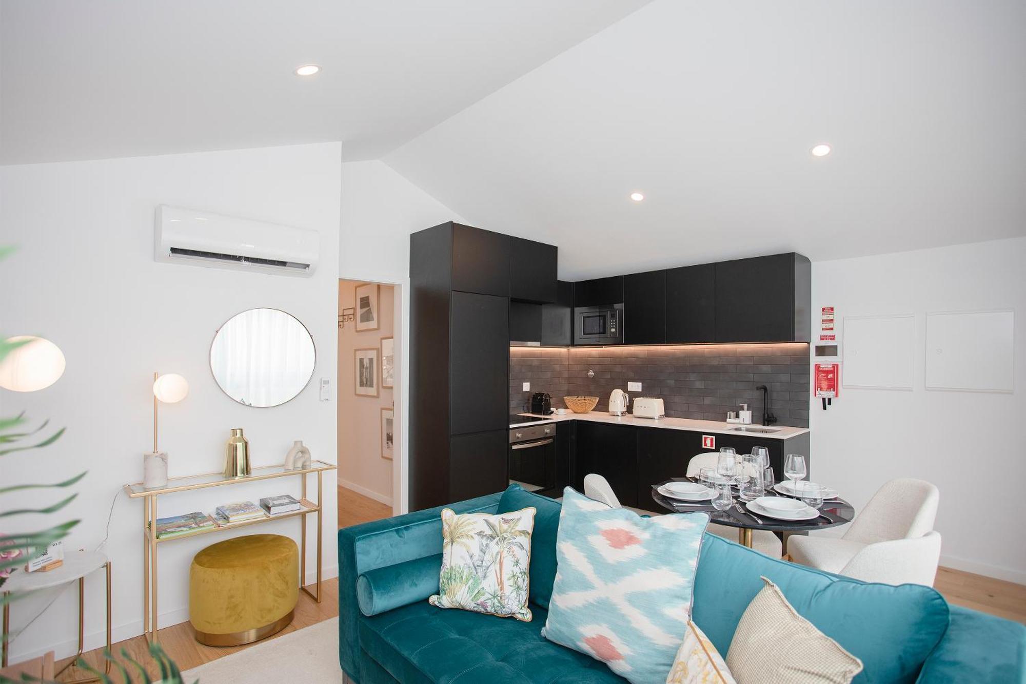 Апартаменты Liiiving In Porto - Soho Urban Retreat Экстерьер фото
