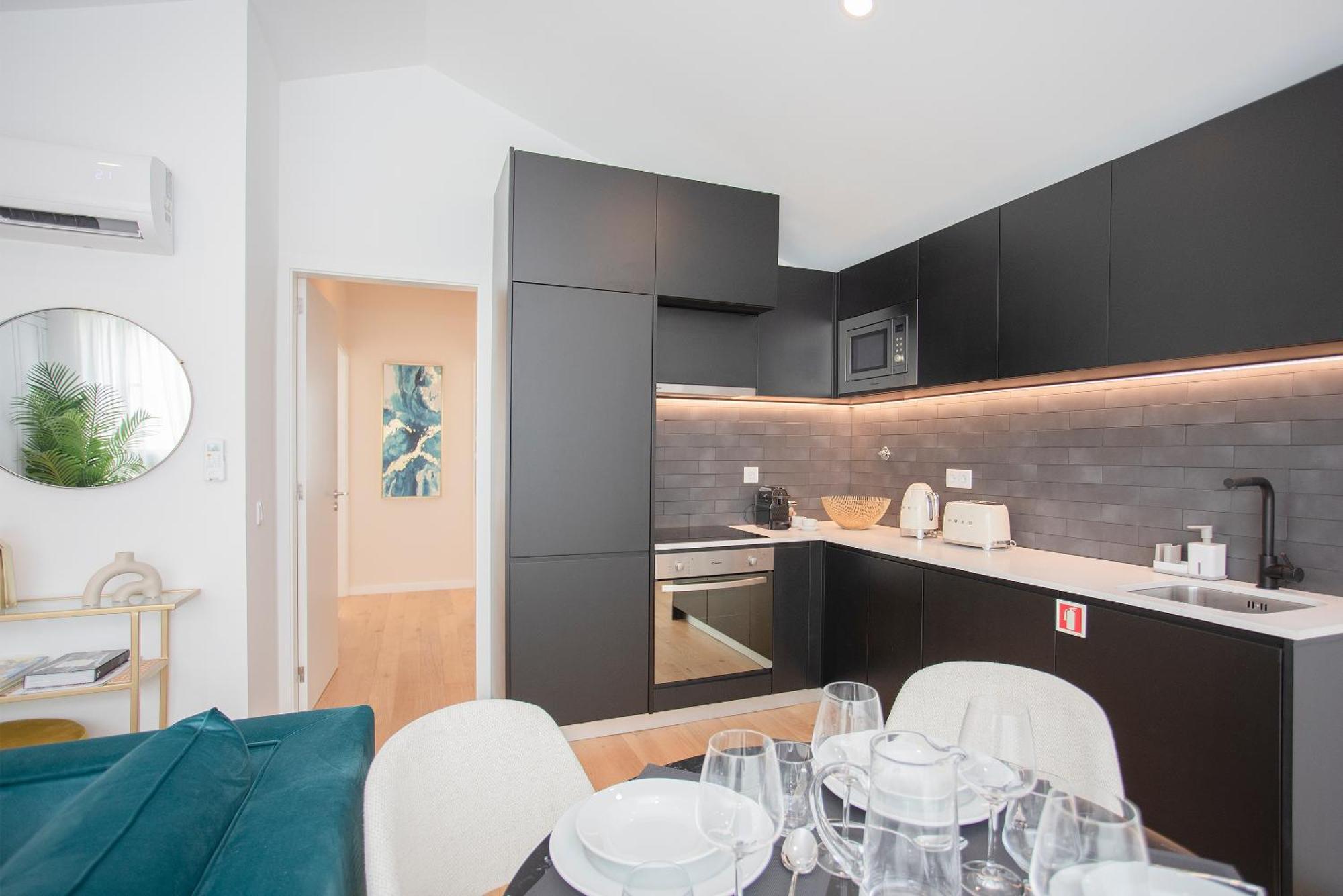 Апартаменты Liiiving In Porto - Soho Urban Retreat Экстерьер фото